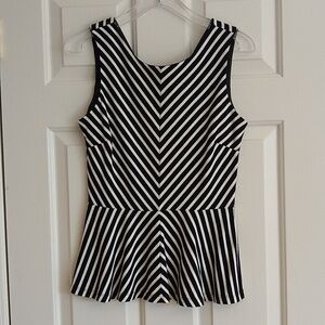 Banana Republic Peplum Black and White Top Size 6 NWT